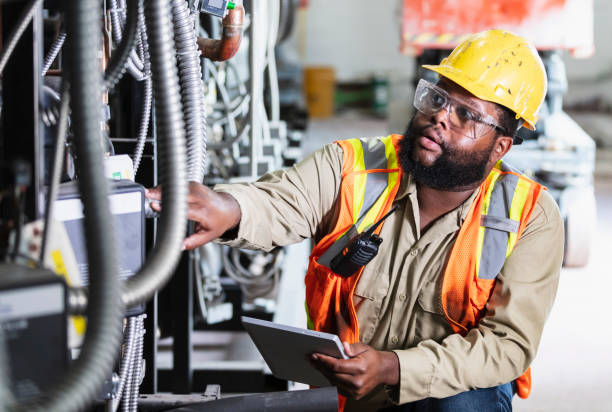 Best Electrical Contractors for Businesses  in Hull, IA